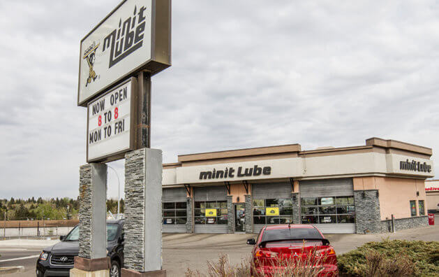 Minit Lube MacLeod Trail front in Calgary.