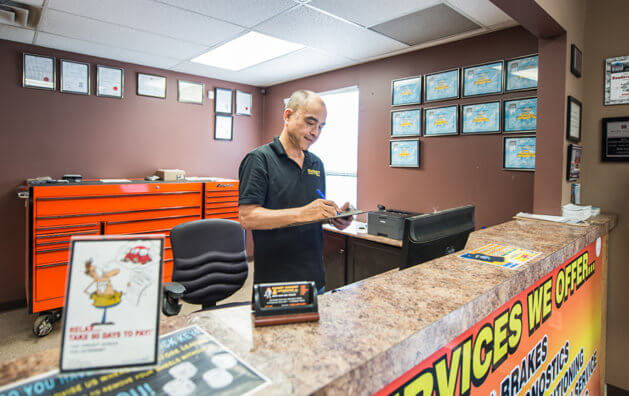 Photo of the reception desk at Budget Exhaust & Automotive Burlington