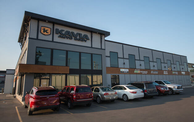 Outside view of Kavia Auto Body shop in Saskatoon, SK