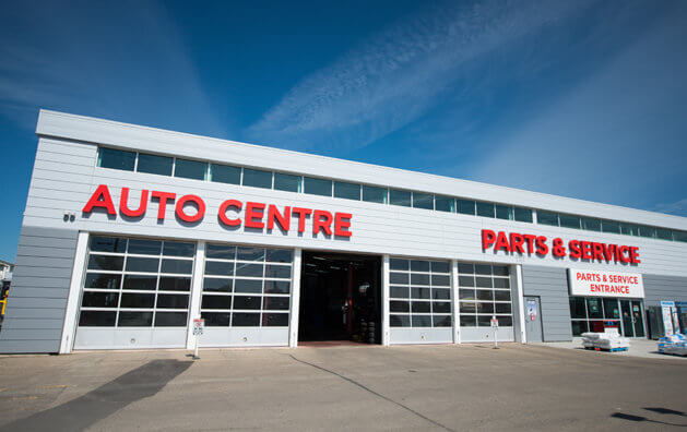 Front view of Canadian Tire Auto Centre Leduc shop