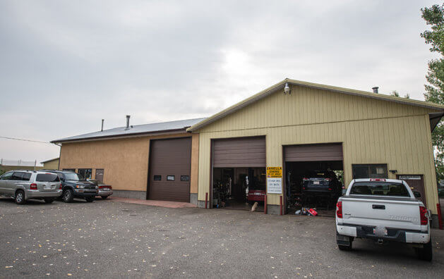 Outside view of Zanella Auto Repair shop