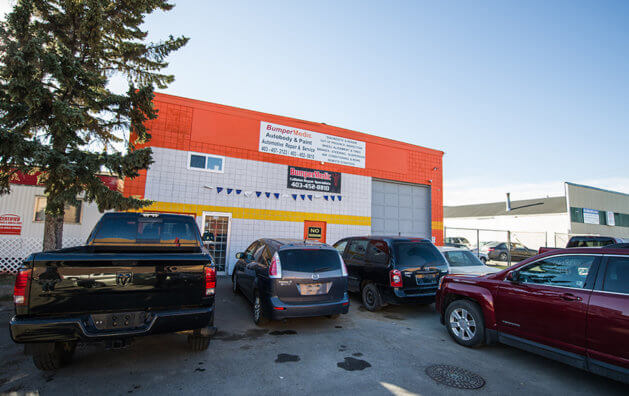 Outside photo of Bumper Medic shop in Calgary, AB