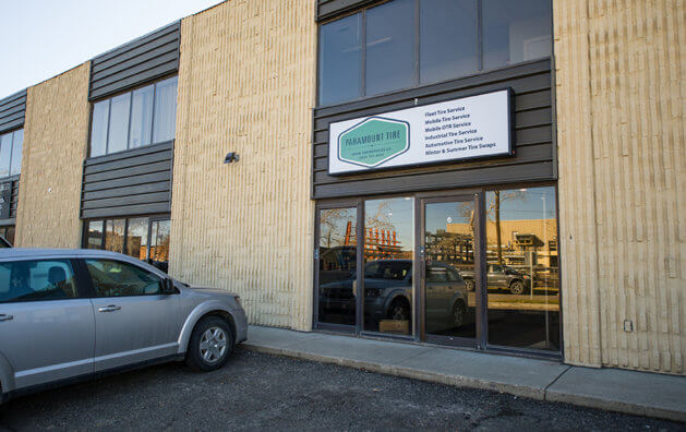 Frontis view of Paramount Tire shop in Calgary, AB